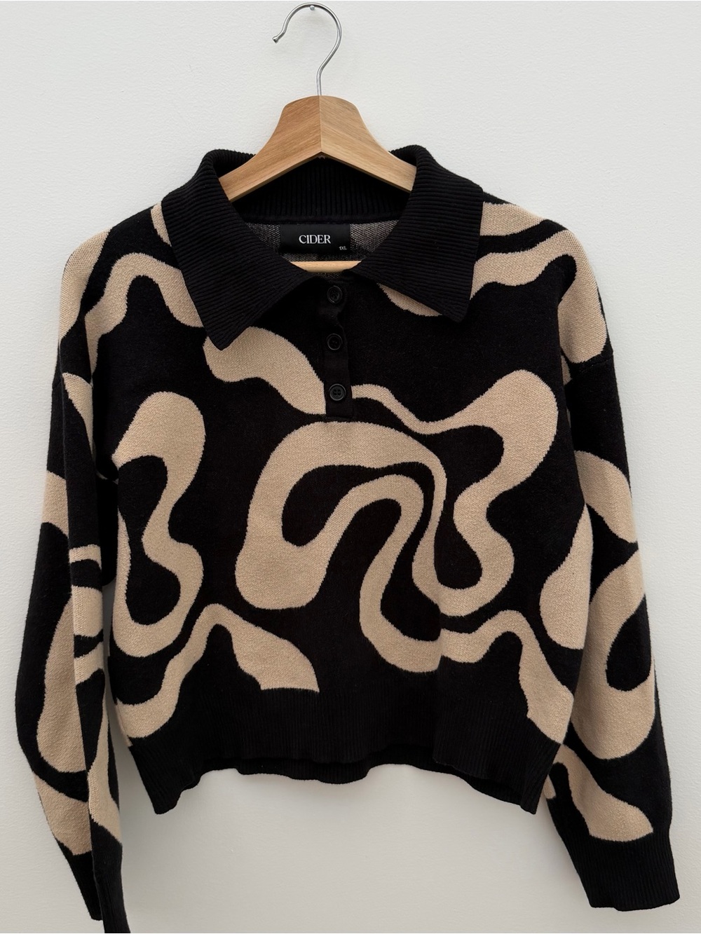Cider Black & Beige Swirl Polo Knit Sweater